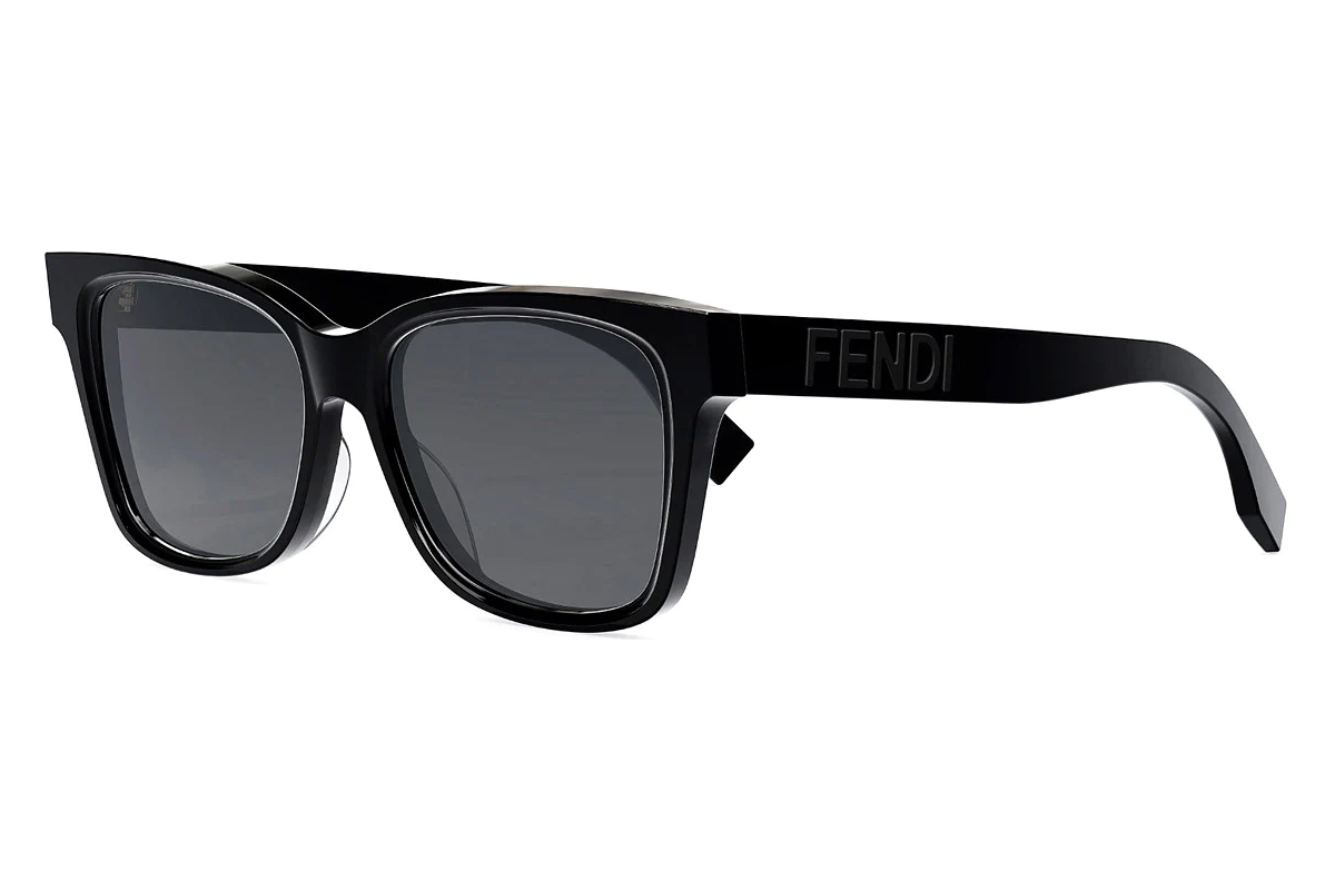 FENDI FE40046U